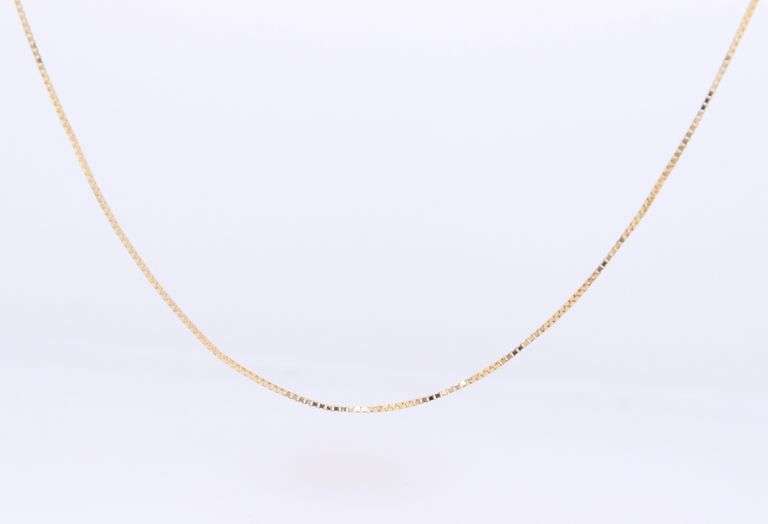 Simple Yellow Gold Box Chain