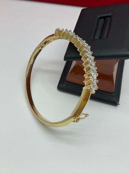 CERTIFIED 14K YELLOW GOLD AND DIAMOND BANGLE BRACELET