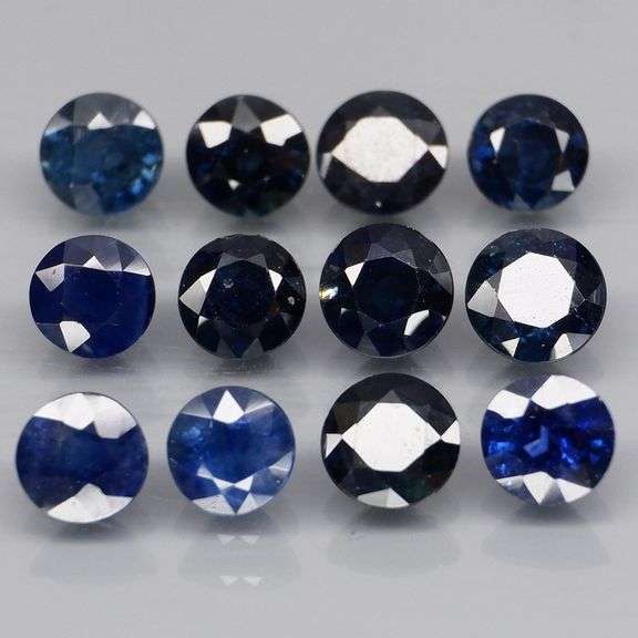 Natural 6.03ct blue Sapphire set with multiple hues