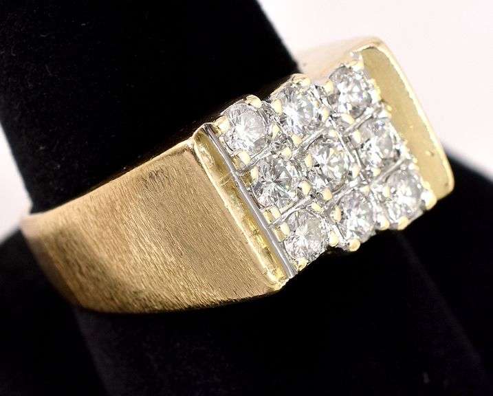 Lavish Diamond Men's Ring in 14K Yellow Gold
