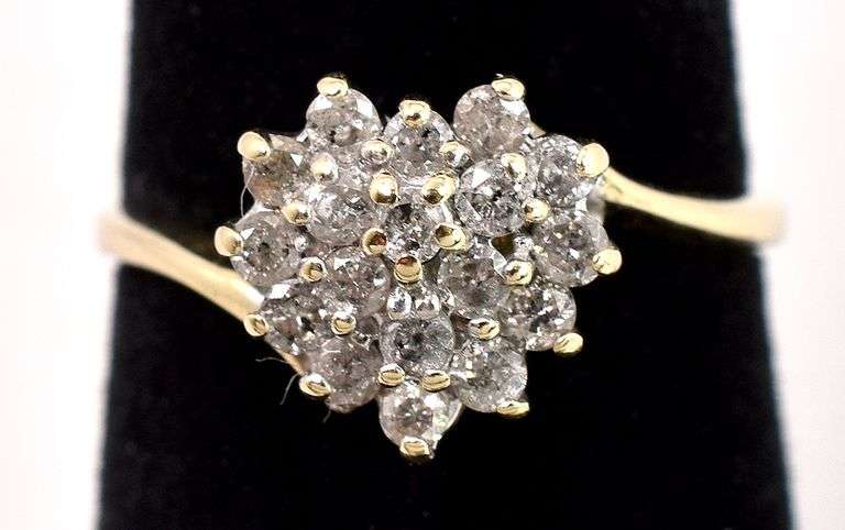 Amazing Diamond Heart Ring in Yellow Gold