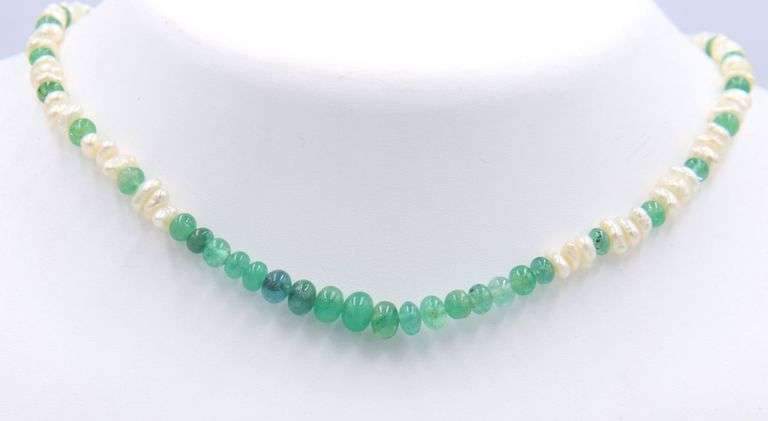 Pearl and Emerald Beaded Necklace