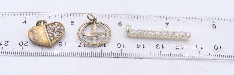 Group Lot of Vintage 925 Sterling Silver Pendants