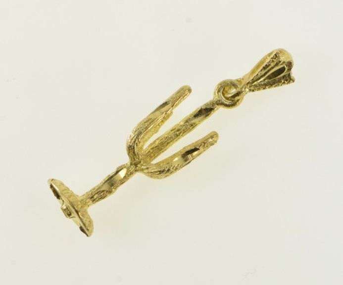 14K Yellow Gold 3D Textured Saguaro Cactus Desert Motif Charm/Pendant