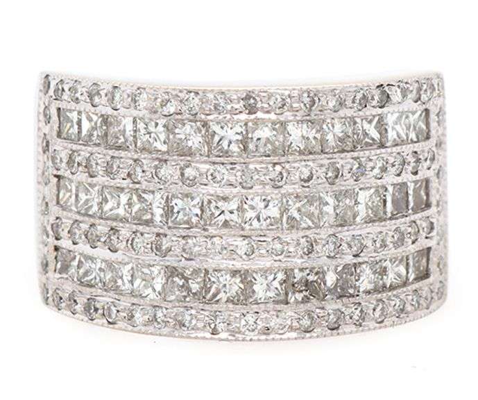 2.80ctw Princess and Round Diamond Multi Row Band Ring in 18K