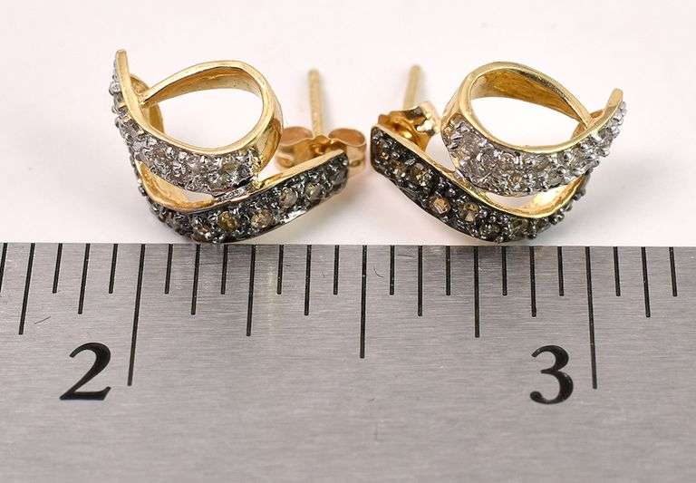 Astounding Swirl Diamond Earrings in 14K Yellow Gold