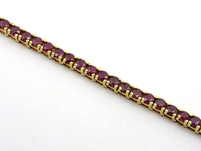 Classic 14K YG Ruby Straight Line Bracelet