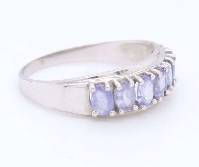 10KT White Gold Light Amethyst Ring Band