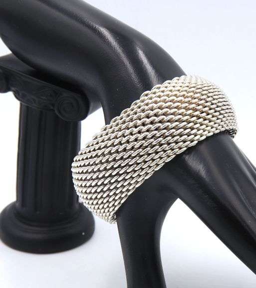 Tiffany & Co Somerset Bangle Bracelet