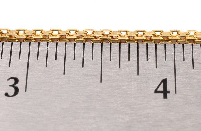 Elegant Large Box Chain Bracelet in 14K Yellow Gold