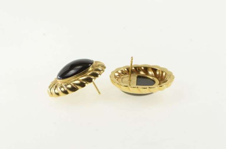 14K Yellow Gold Oval Black Onyx Vintage Scalloped Stud Earrings