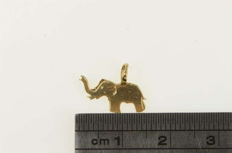 14K Yellow Gold Elephant Animal Memory Strength Symbol Pendant