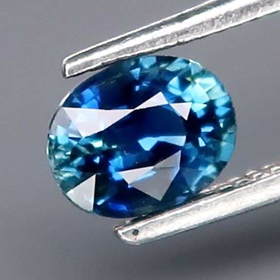 Fantastic .56ct heated only bi-color Sapphire
