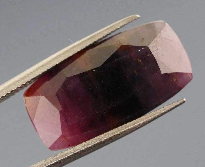 One of a kind! 10.62ct rich purplish pink Ruby