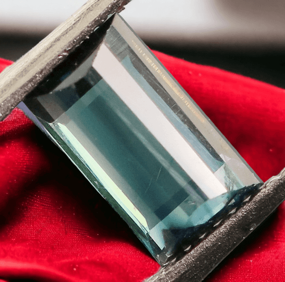 Heated only! .60ct Australian Sapphire