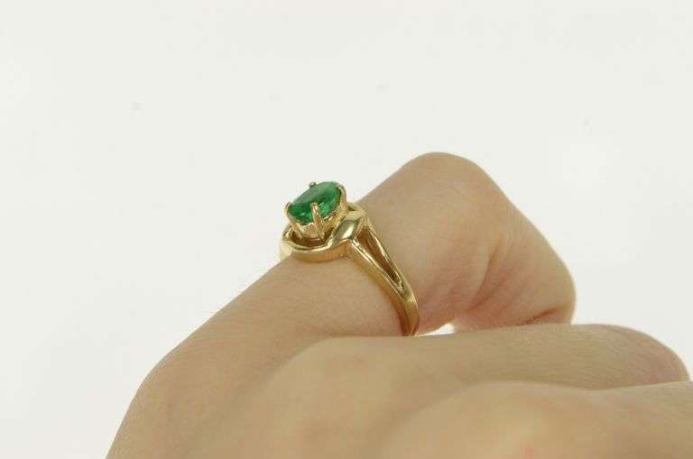 14K Yellow Gold 0.78 Ct Natural Emerald Engagement Ring