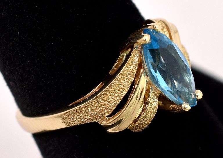Dazzling Blue Topaz Gem Ring in 14K Yellow Gold