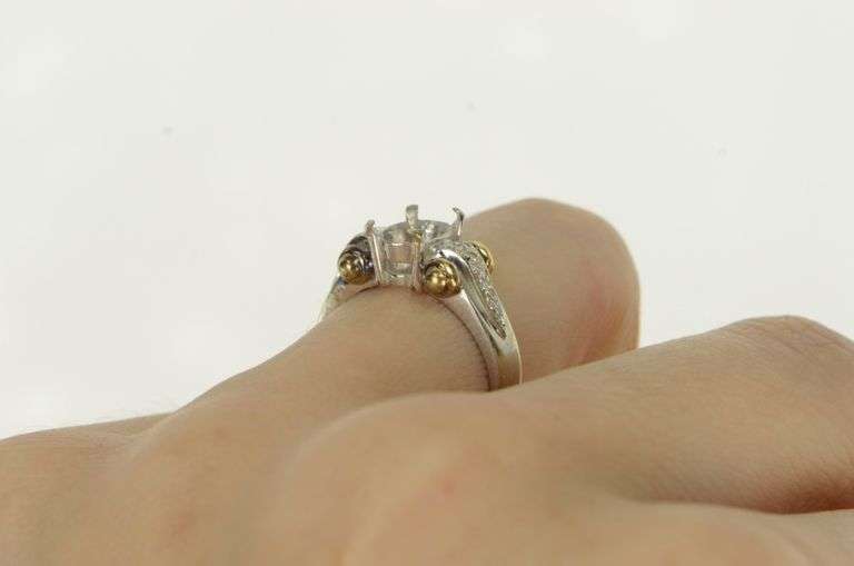 14K White Gold 8x6mm Oval Diamond Engagement Setting Ring