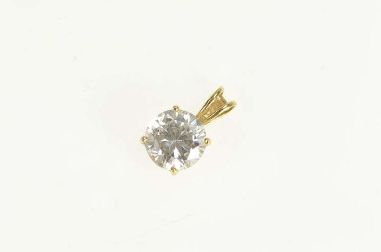 10K Yellow Gold Round Solitaire Classic Simple Vintage Pendant