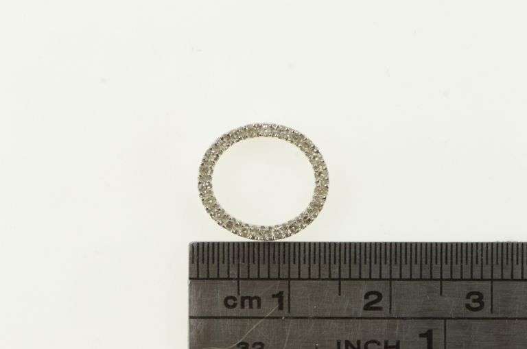 14K White Gold Diamond Oval Circle Symbol Classic Pendant