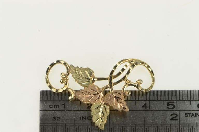 10K Yellow Gold Black Hills Leaf Vintage Cluster Statement Pendant