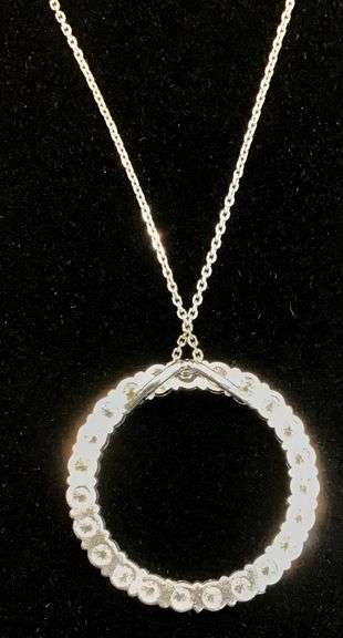 GORGEOUS AND TIMELESS 14K WHITE GOLD CIRCLE OF LIFE DIAMOND PENDANT NECKLACE
