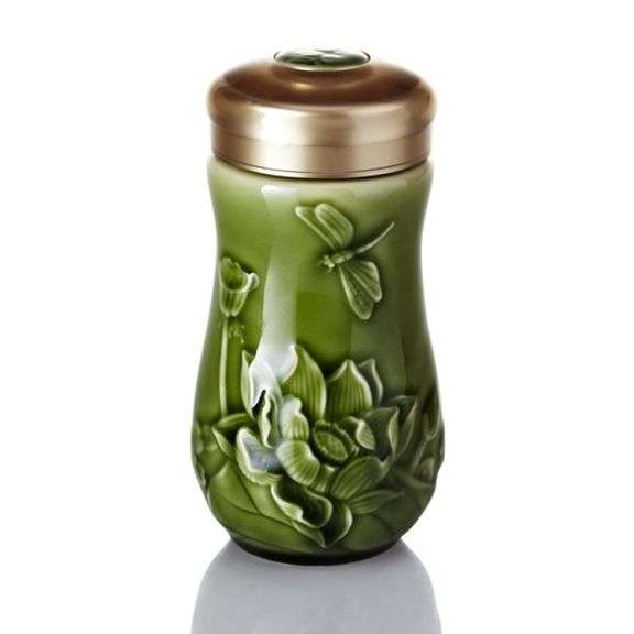Lotus Dragonfly Tumbler: Nature's Elegance in Hand