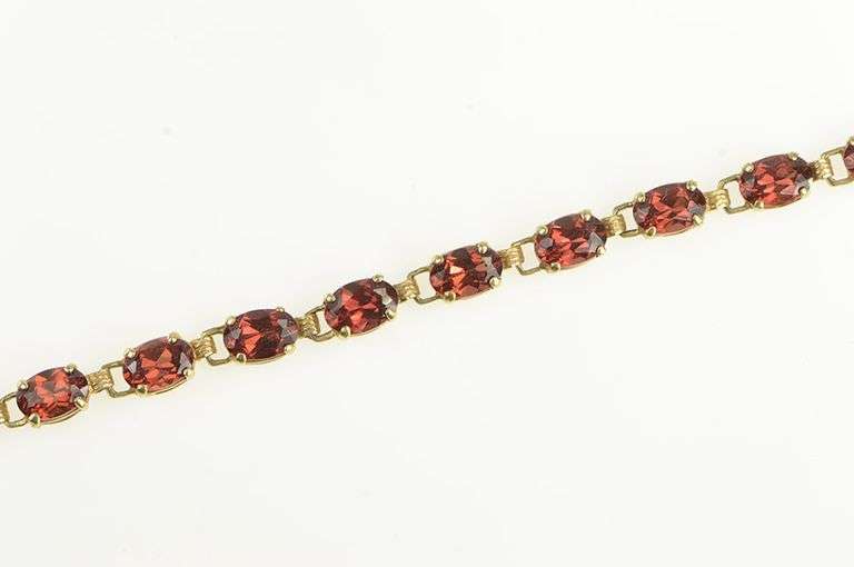 10K Yellow Gold Oval Garnet Vintage Statement Bracelet