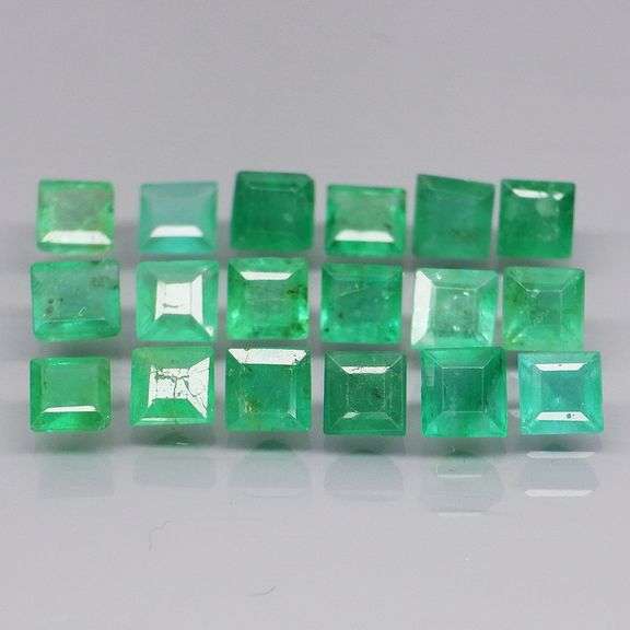 Collectors 3.18ct real Colombian Emerald 18 piece set