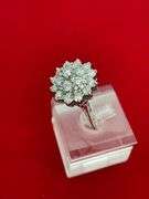 CERTIFIED 14K WHITE GOLD AND DIAMOND CLUSTER RING