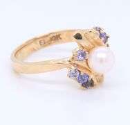 10KT Yellow Gold Pearl And Tanzanite Ring
