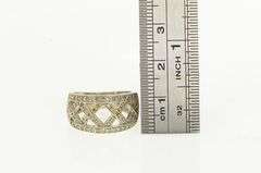 14K White Gold Diamond X Criss Cross Vintage Kiss Symbol Ring