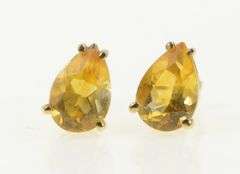 10K Yellow Gold Pear Citrine Solitaire Vintage Classic Stud Earrings
