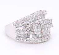 Dazzling White Gold Baguette and Invisible Set Diamond Band