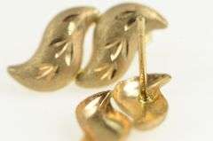 14K Yellow Gold Diamond Cut Leaf Pattern Wavy Stud Earrings