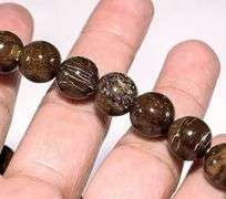 Fashionable 140ct Koroit Boulder Opal bracelet