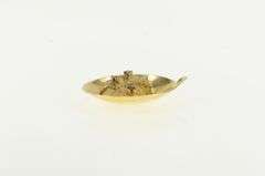 14K Yellow Gold Retro Iris Flower Syn. Ruby Vintage Charm/Pendant
