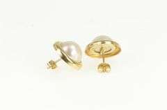 14K Yellow Gold Pearl Round Vintage Classic Stud Earrings