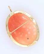 Beautiful 18kt Italian Shell Cameo Pin Pendant