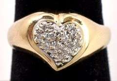 Marvelous Diamond Heart Ring in 14K Yellow Gold
