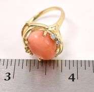 Enticing conch shell and Diamond 14K Yellow Gold Ring