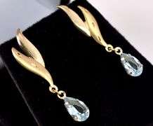 Lovely Aquamarine Gem Dangle Earrings in 14K Yellow Gold