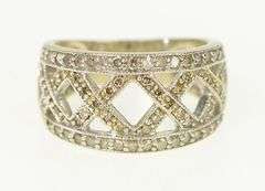 14K White Gold Diamond X Criss Cross Vintage Kiss Symbol Ring
