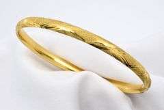 Popular 14k Textured Bangle Bracelet