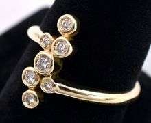 Beautiful 14K Yellow Gold Diamond Ring