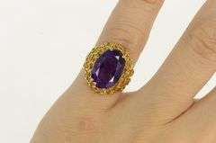 14K Yellow Gold Oval Amethyst Circle Pattern Geometric Ring