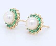Elegant 6.5mm Pearl and Emerald Halo Earrings in Yellow Gold