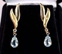 Lovely Aquamarine Gem Dangle Earrings in 14K Yellow Gold
