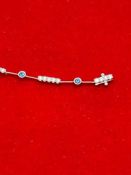CERTIFIED 18K WHITE GOLD DIAMOND AND SAPPHIRE BRACELET.