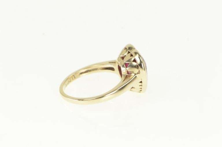 10K Yellow Gold 1940's Heart Syn. Ruby Statement Ring